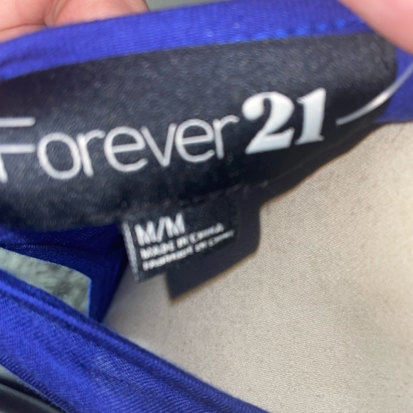 New Forever 21 Top - Picture 5 of 8